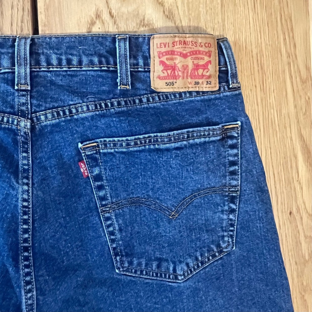 Levi's 505 Regular Fit Jeans Mens 38x32 Blue Denim Classic Straight Leg Stretch